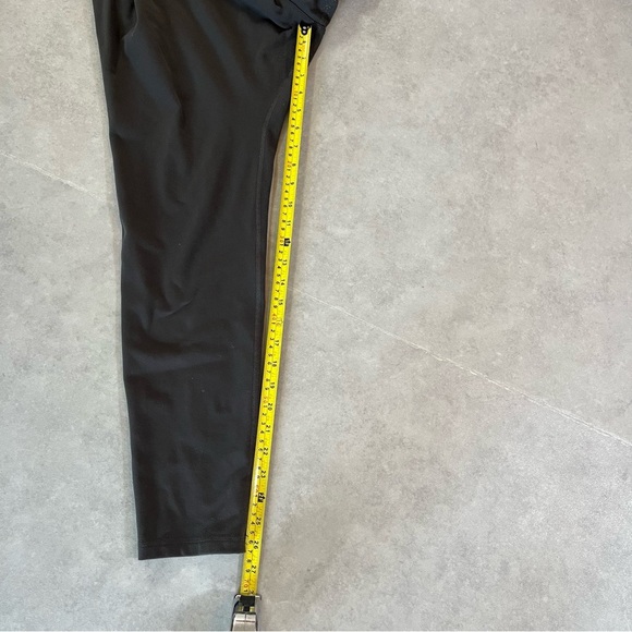 lululemon pants women Asymmetrical Faux Wrap Front Slouchy. Size 6 - Picture 7 of 7